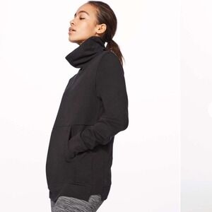 Lululemon Press Pause Pullover‎ Black